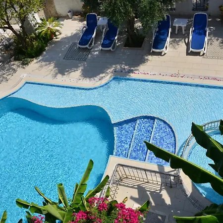 Aquarius Apart-hotel *