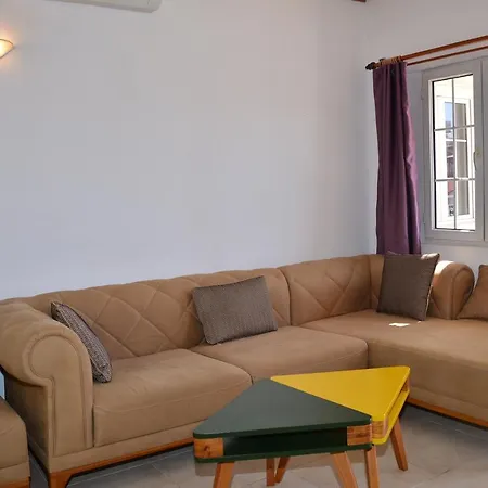 Aquarius Apart-hotel *